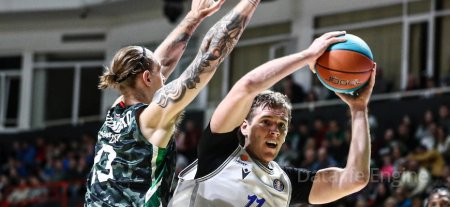 UNICS ضد Enisey